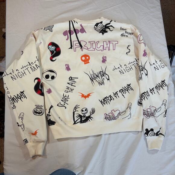 Disney Nightmare before Christmas Womens sweatshirt. Size XS. Fright night - Picture 3 of 6